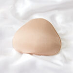 ABC | 909 Seamless Triangle Puff Form