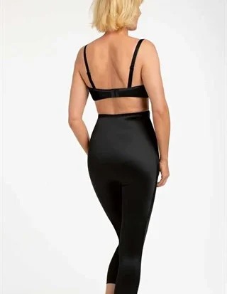 AMOENA | Compression Bermuda